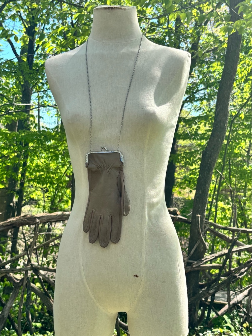 Vintage-Inspired Taupe Leather Glove Crossbody Purse